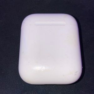 AirPod case 1st gen